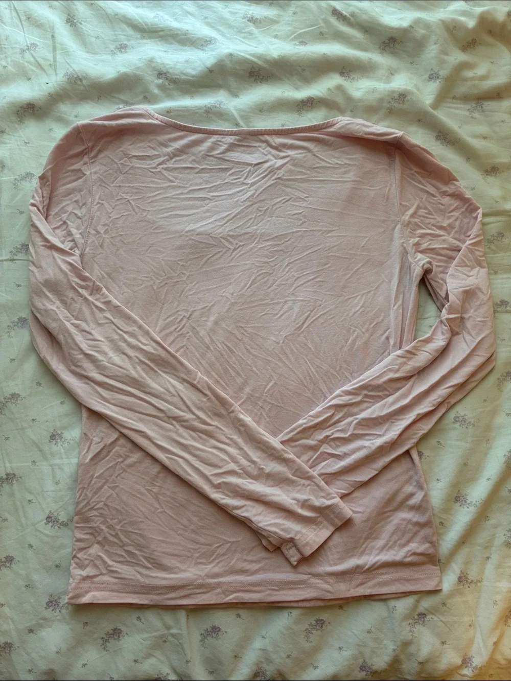 Women's Long-Sleeve Scoop Neck Top - Light Pink - Picture 2 of 4